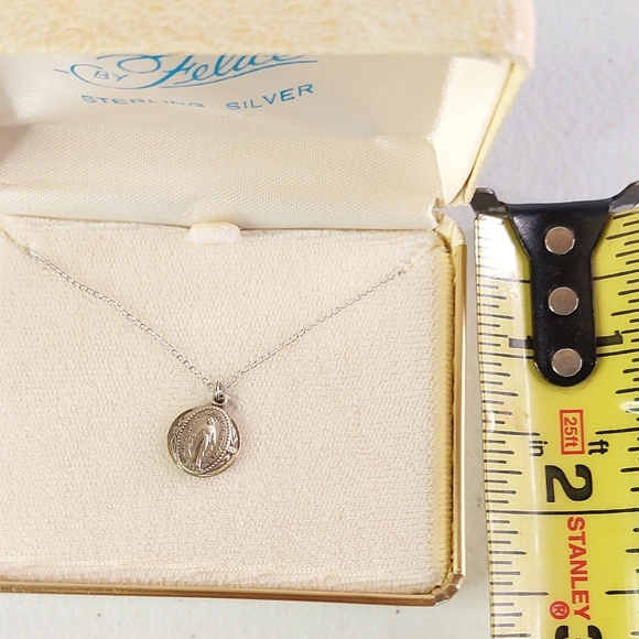 Vtg Sterling Silver Mary Religious Medallion Necklace NEVER WORN NOS Felice w/Bx - Picture 5 of 16